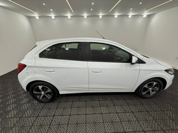 Onix Hatch LTZ 1.4 Automático