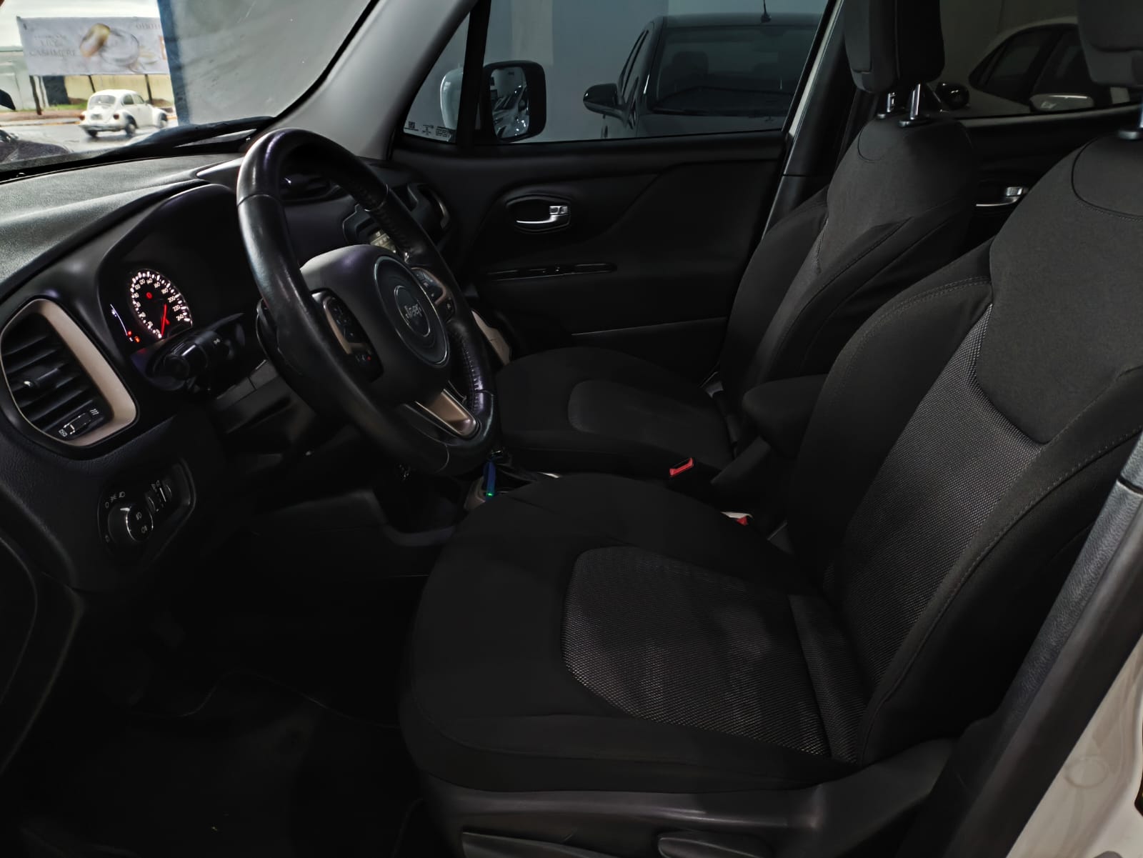 Renegade Longitude 1.8 Automático