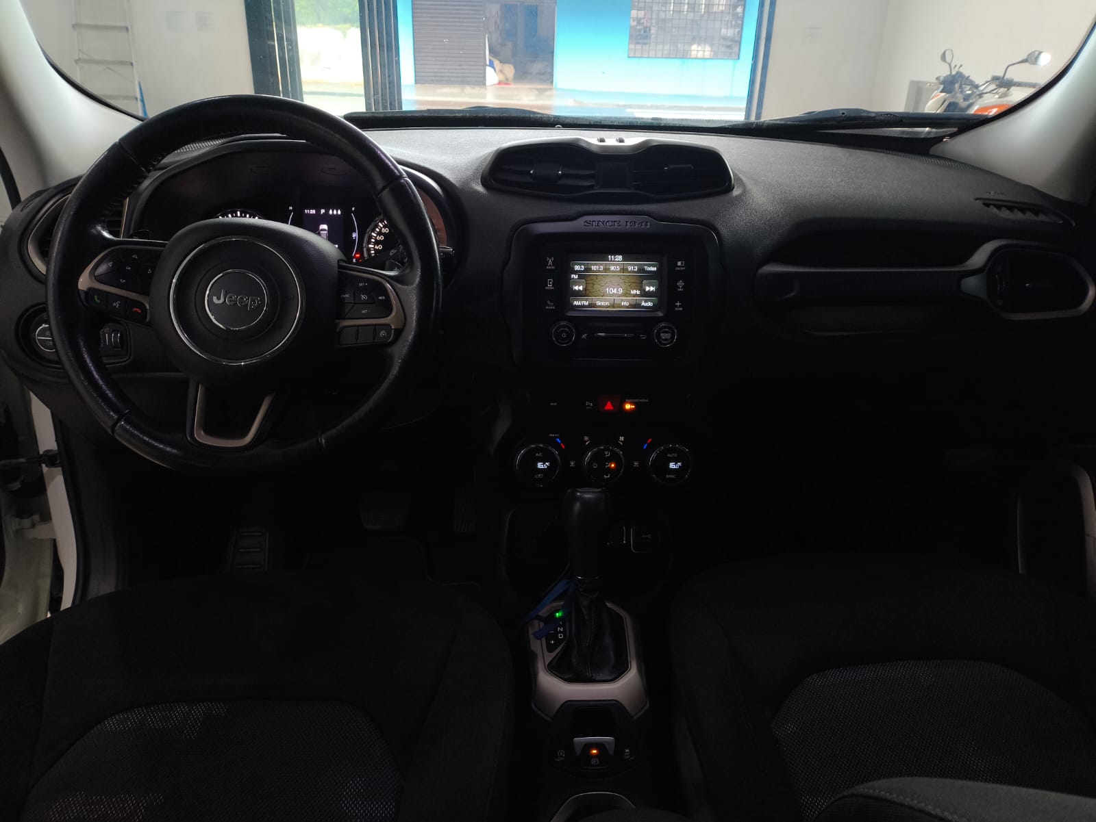 Renegade Longitude 1.8 Automático