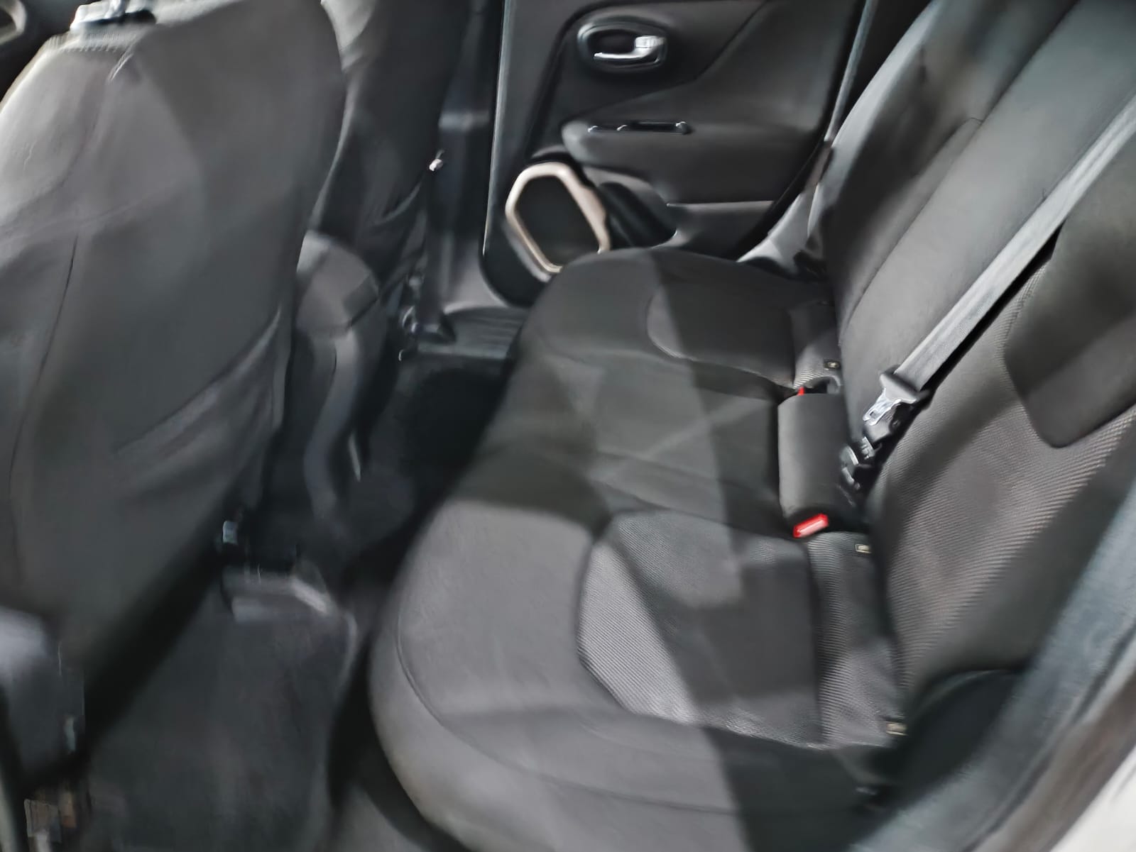 Renegade Longitude 1.8 Automático