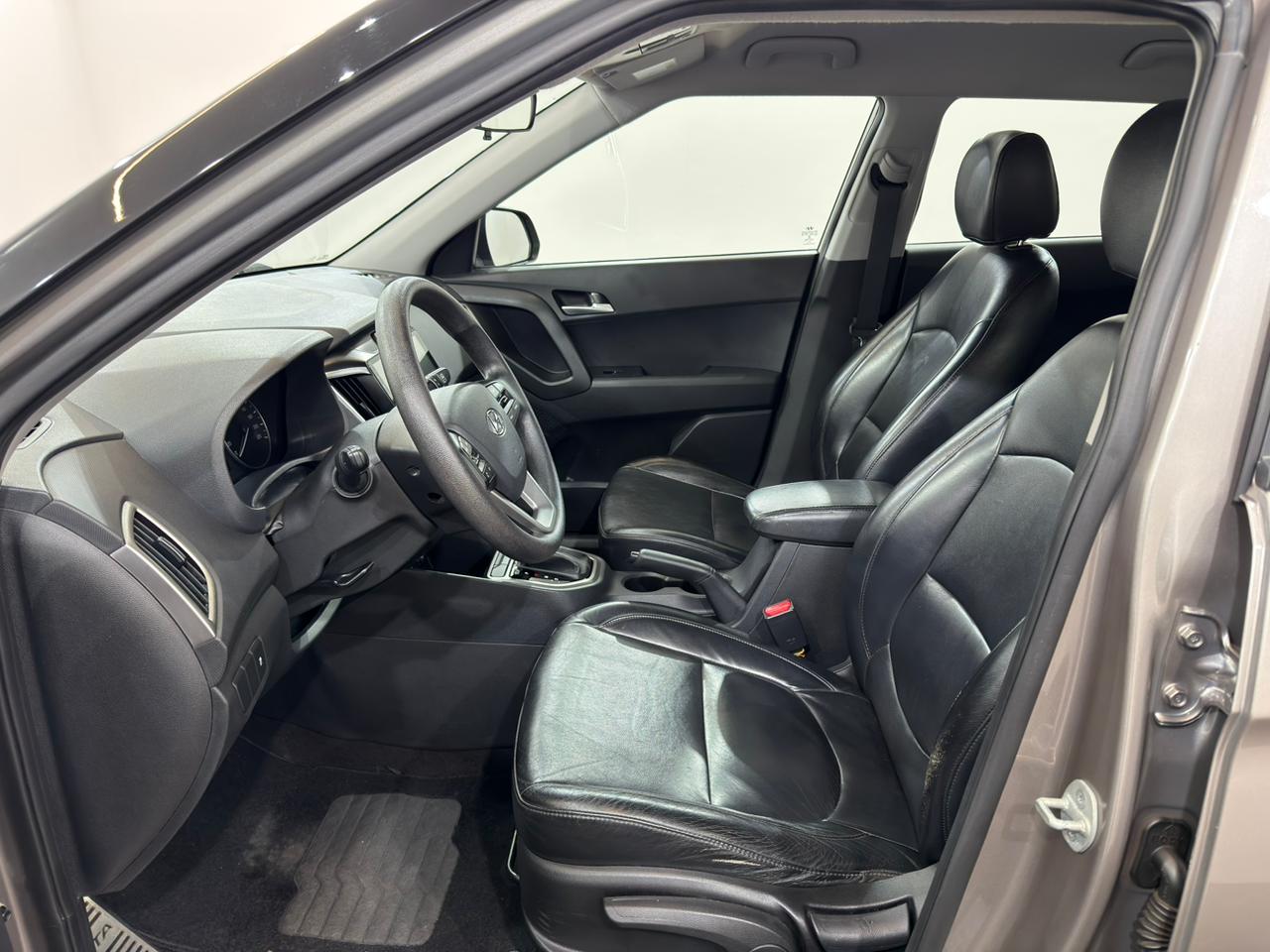 Creta Action 1.8 Automático