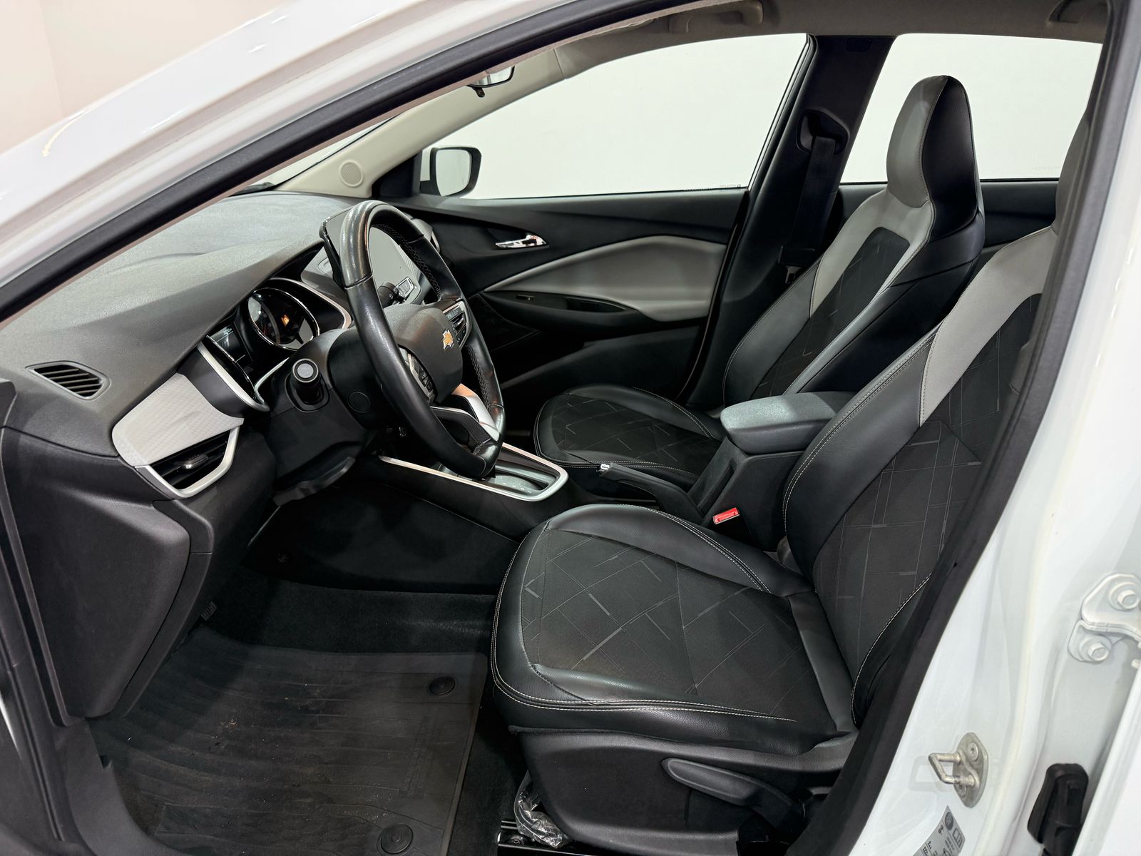 Onix Plus Premier 1.0 Turbo Automático