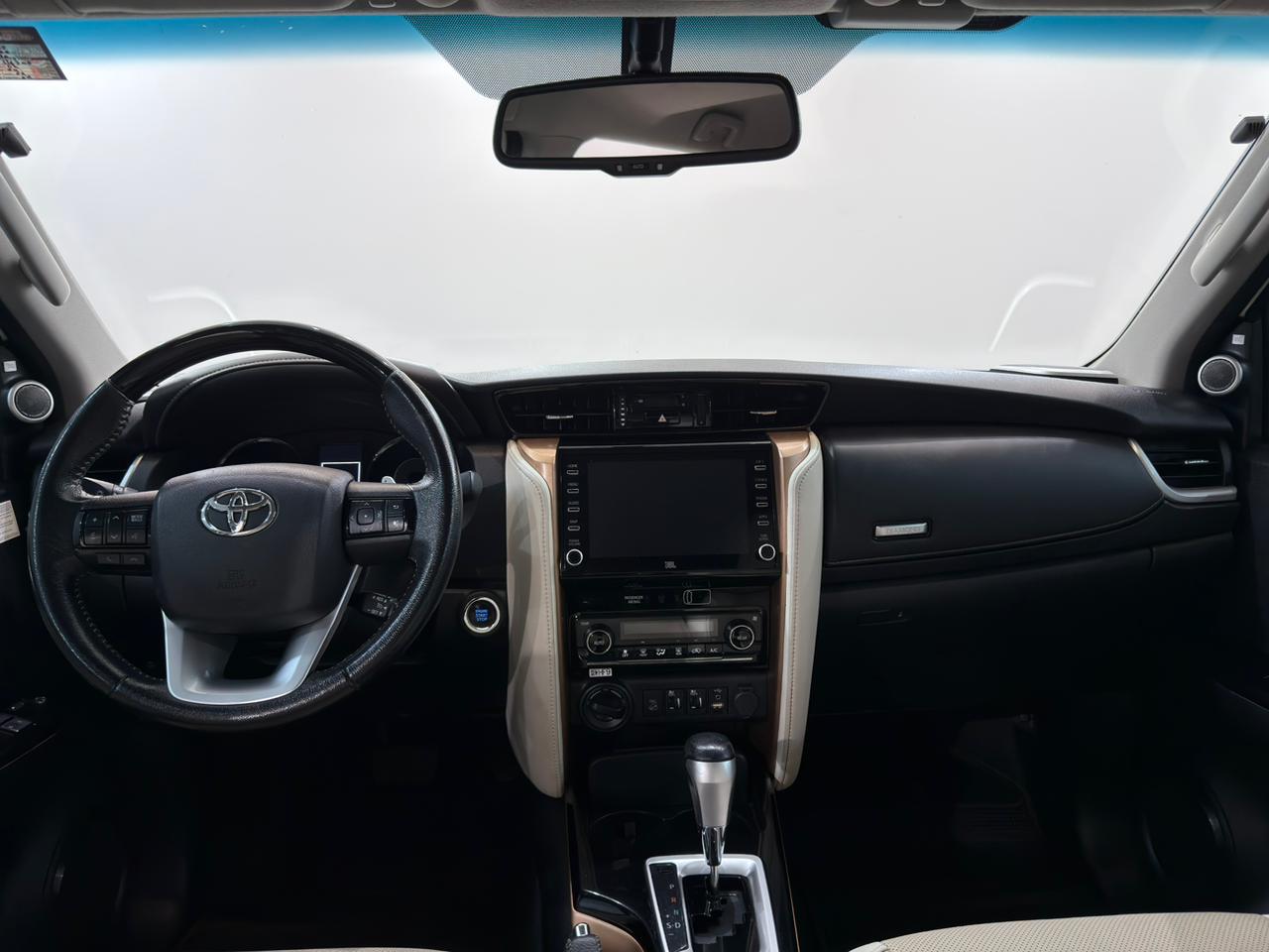 Hillux SW4 SRX Diamond 7 Lugares 2.8 Turbo Diesel Automática