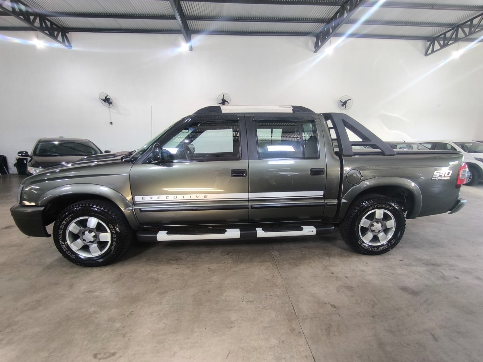 S10 Executive 2.4
