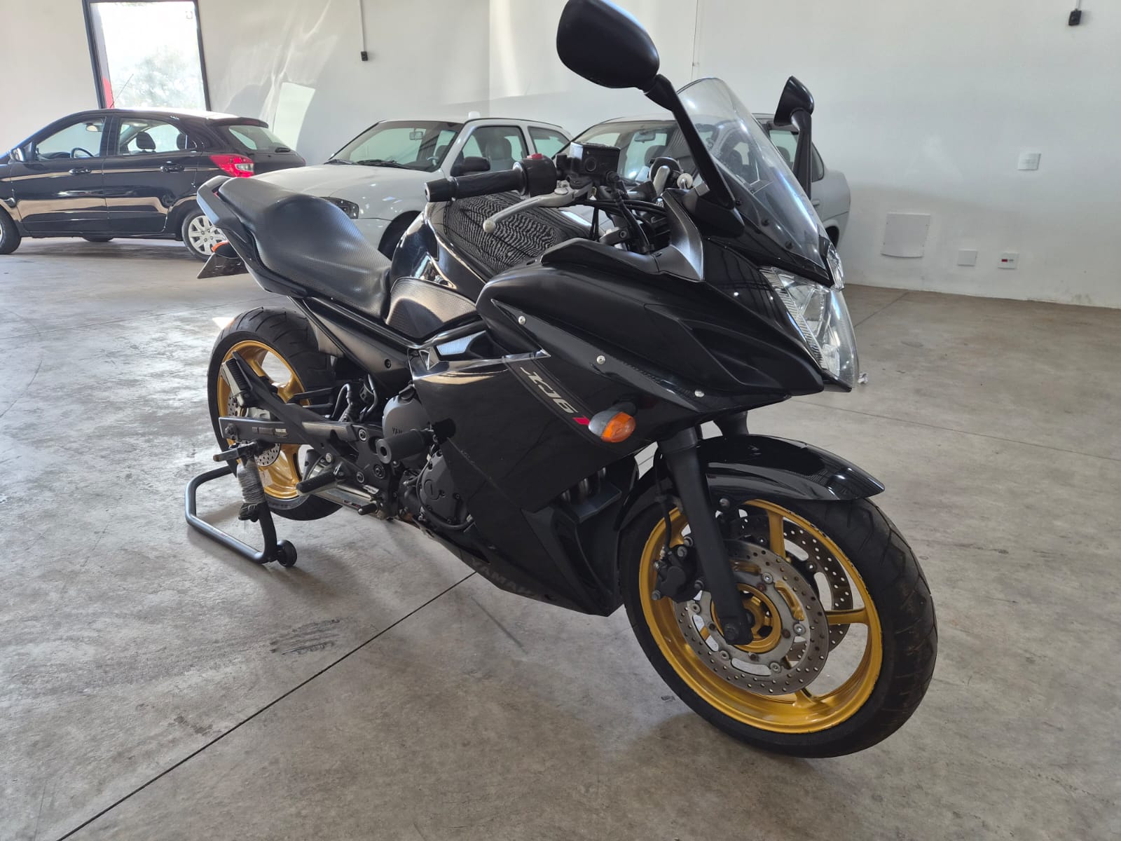 XJ6 F 600cc