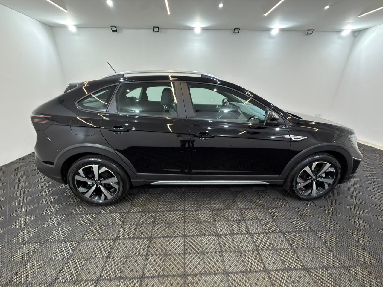 Nivus Highline 1.0 Turbo Automático