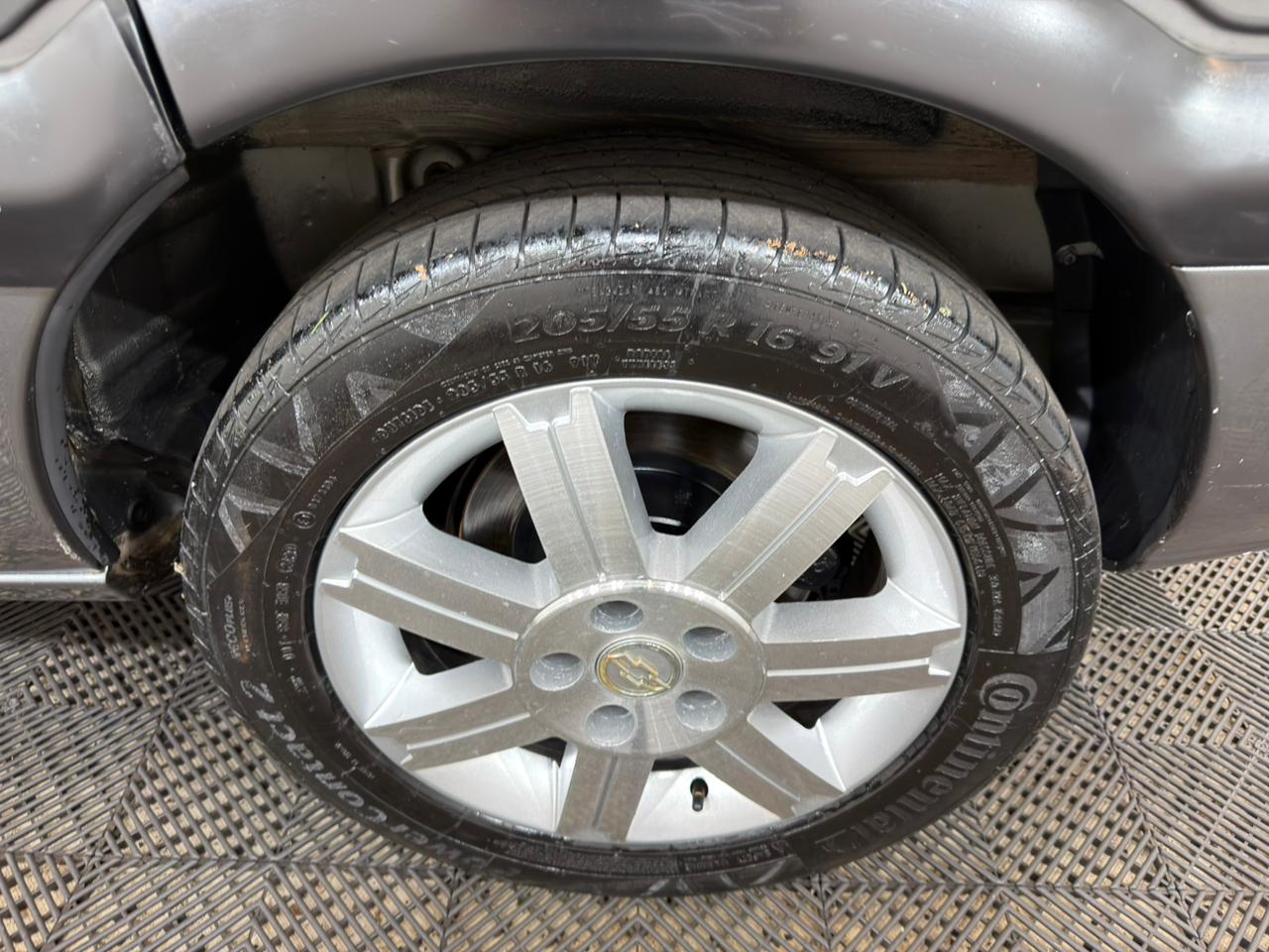 Zafira Elite 2.0 Automática 7L