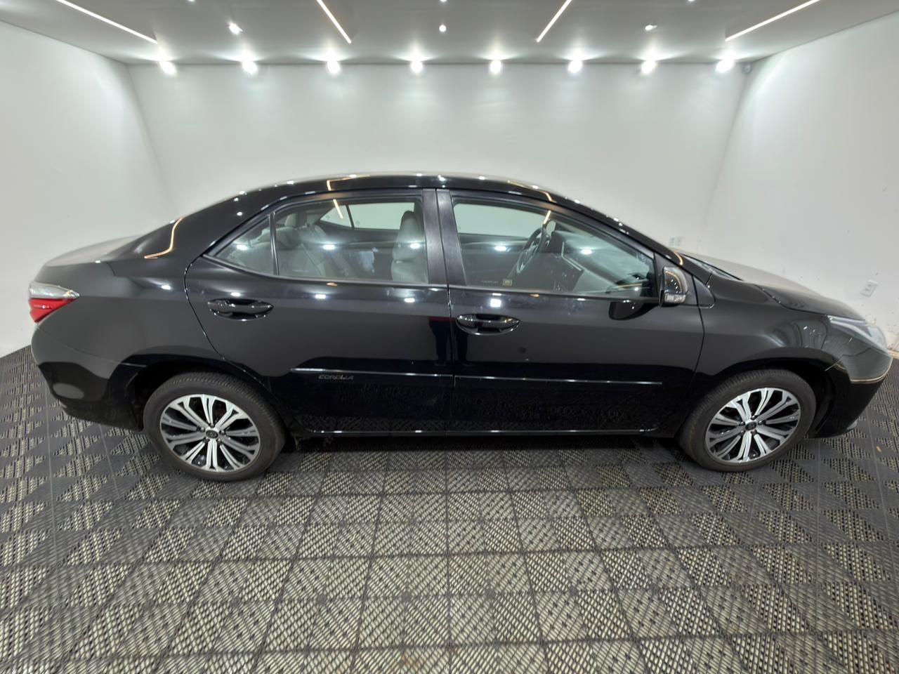 Corolla GLI 1.8 Automático CVT