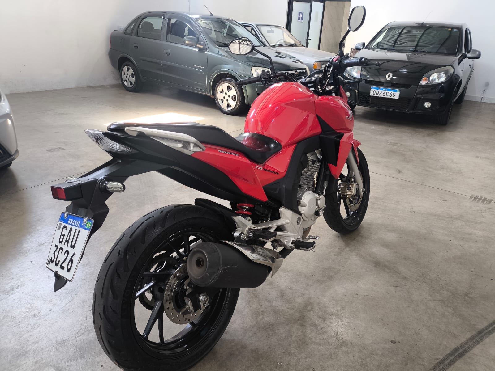 CB 250F Twister