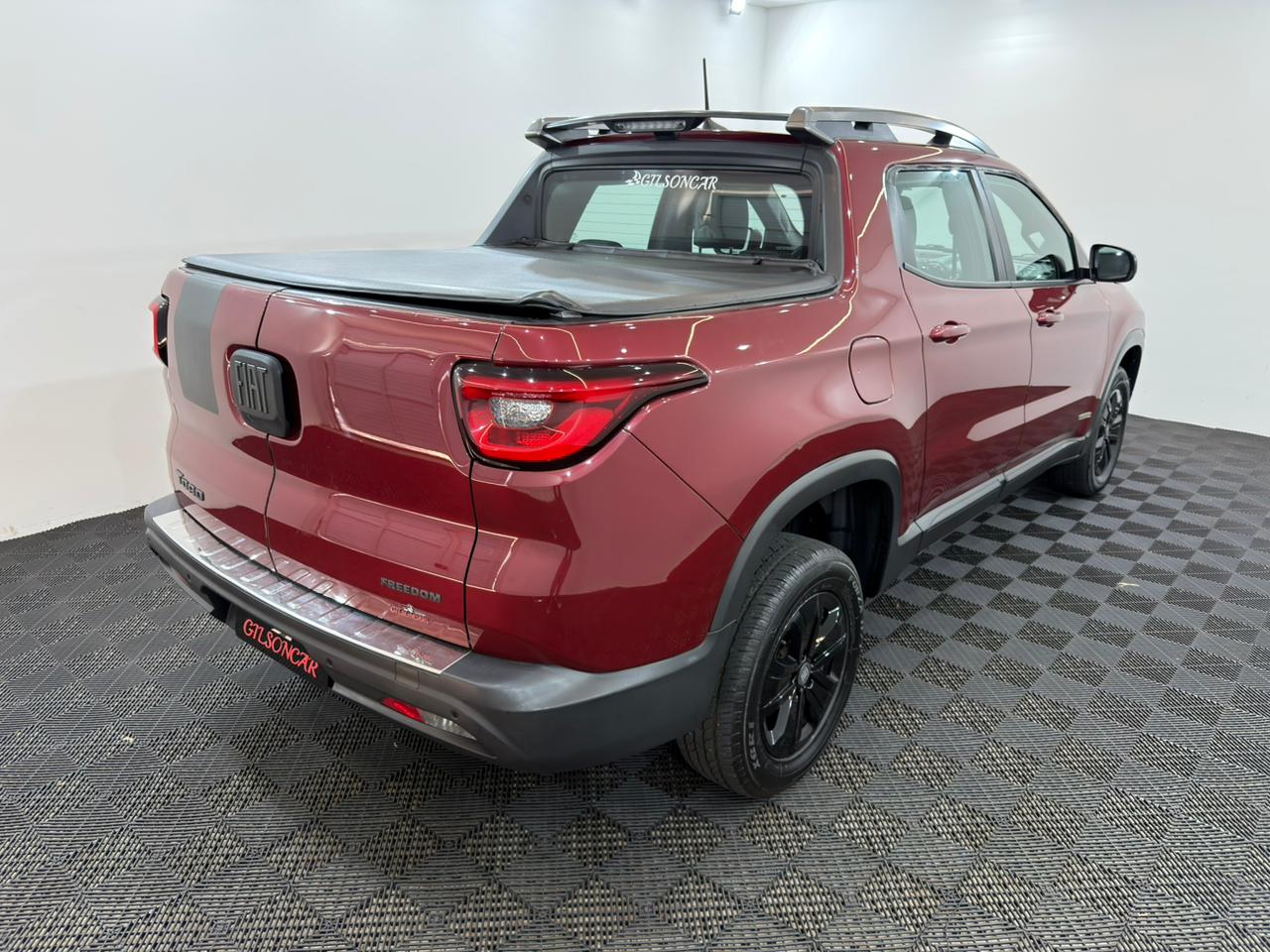 Toro Freedom 1.8 Automática