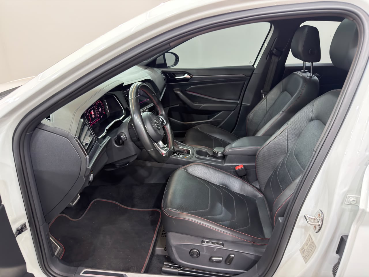 Jetta GLI 2.0 Turbo Automático