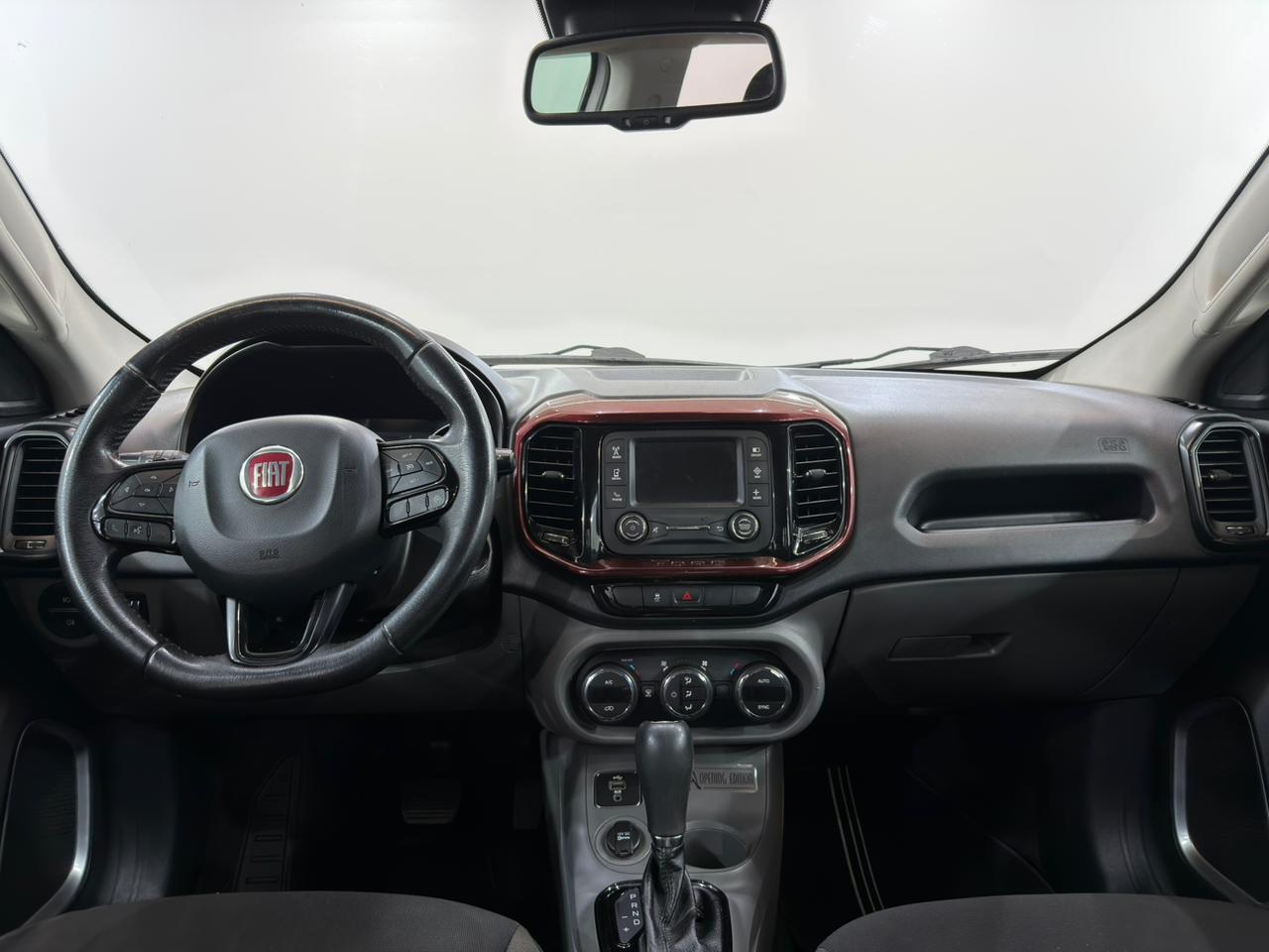 Toro Freedom 1.8 Automática