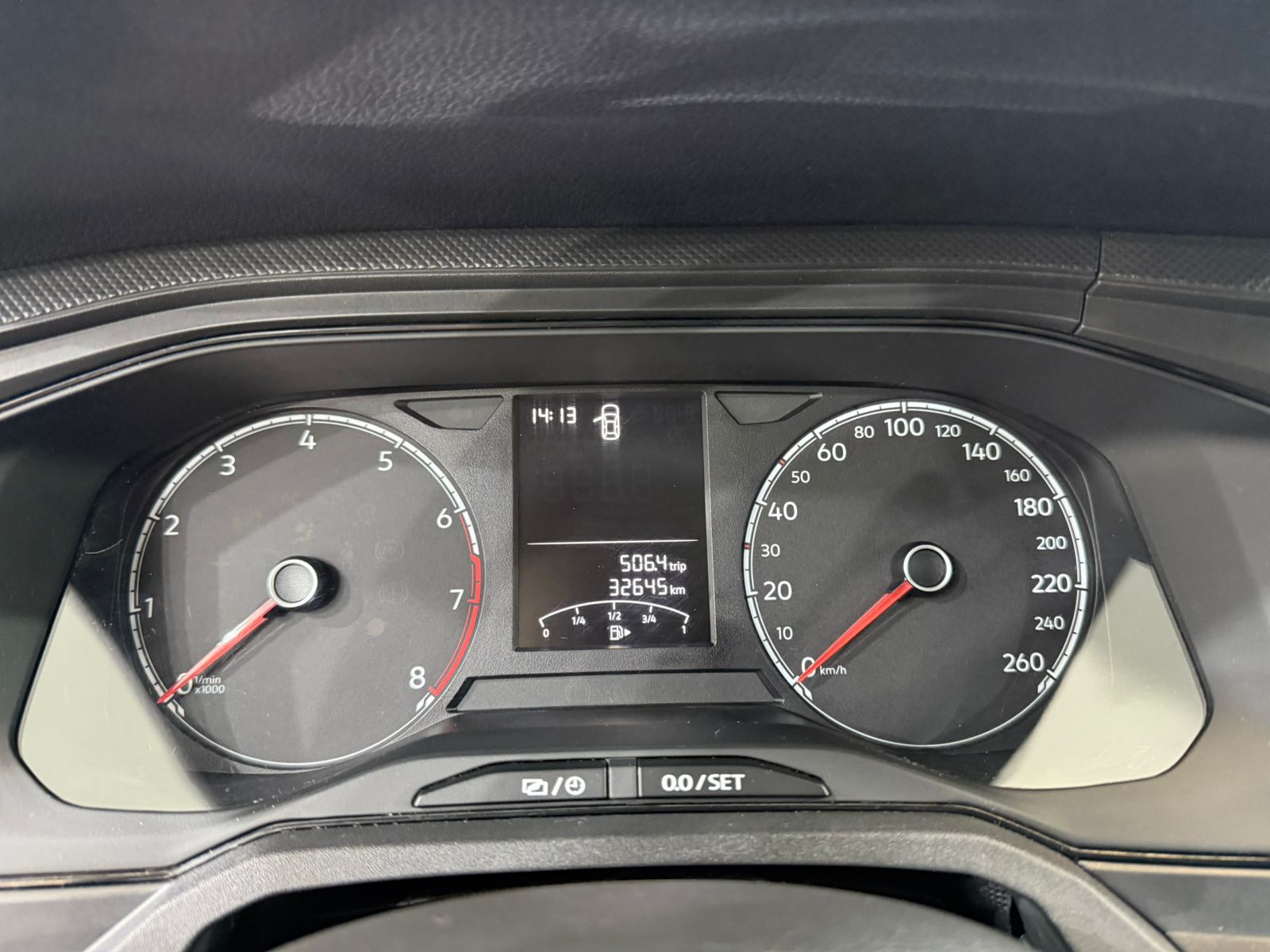 Polo Hatch Track 1.0