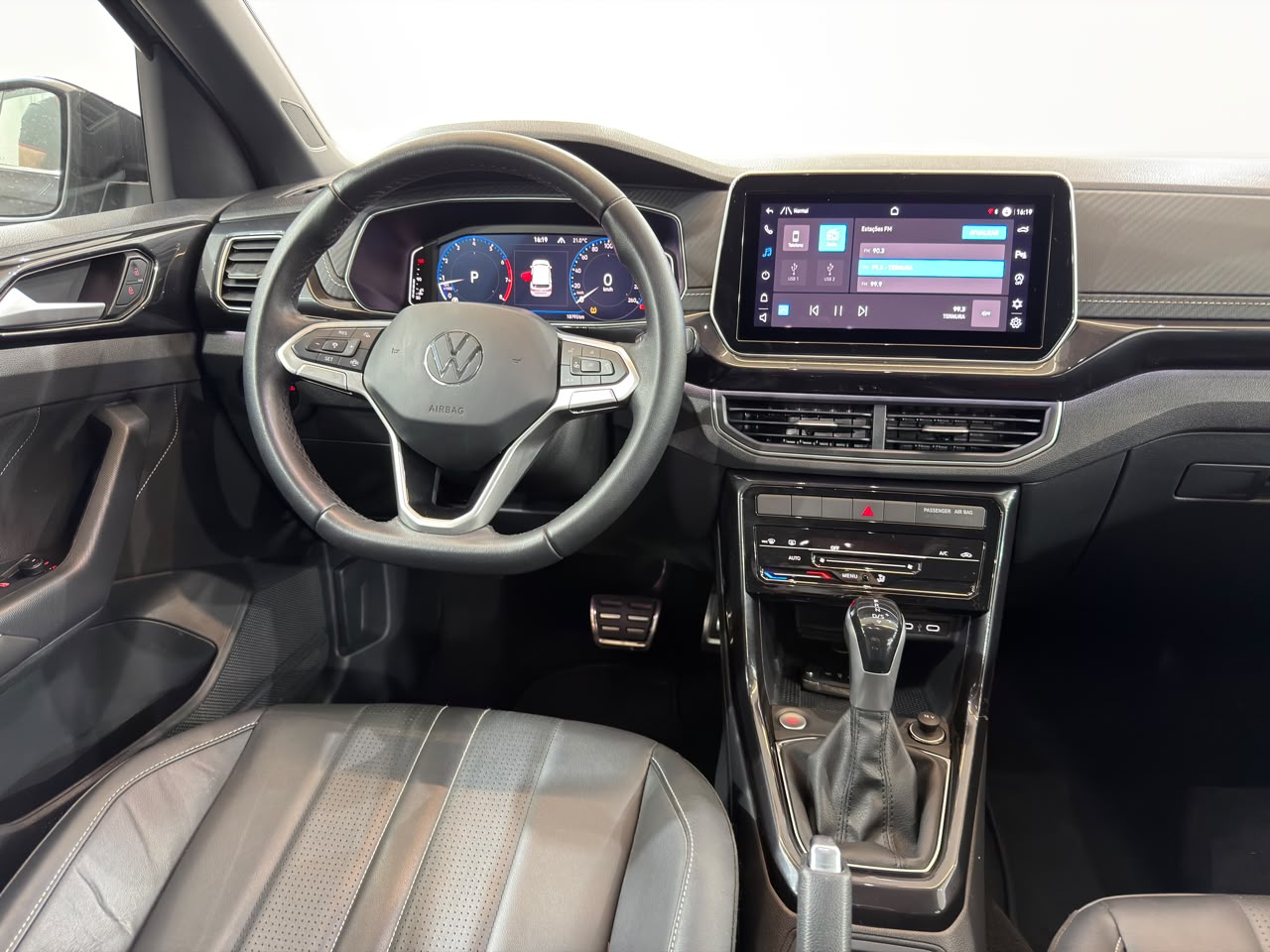 T-Cross Highline 1.4 Turbo Automático