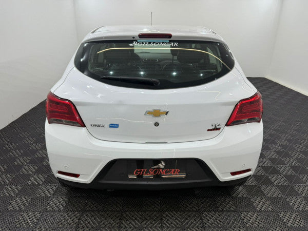 Onix Hatch LTZ 1.4 Automático