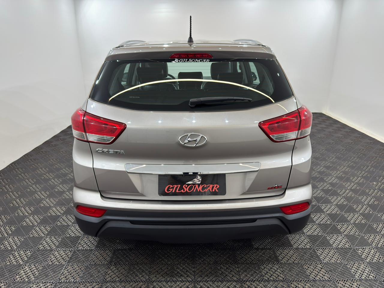 Creta Action 1.8 Automático