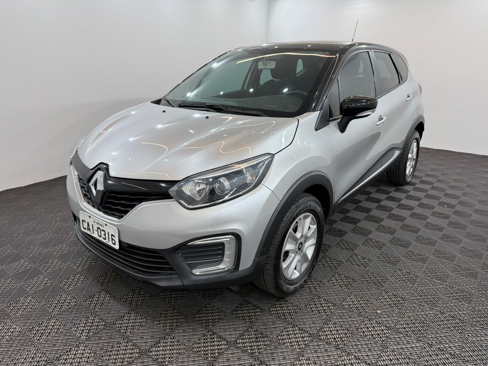 Captur Life 1.6 Automática CVT