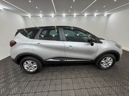 Captur Life 1.6 Automática CVT