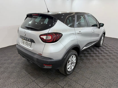Captur Life 1.6 Automática CVT