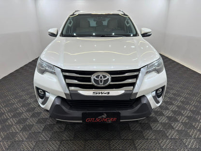 Hillux SW4 SRX Diamond 7 Lugares 2.8 Turbo Diesel Automática