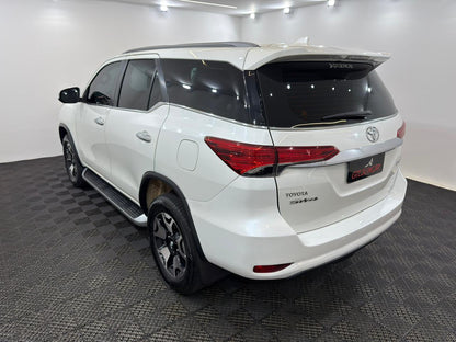 Hillux SW4 SRX Diamond 7 Lugares 2.8 Turbo Diesel Automática