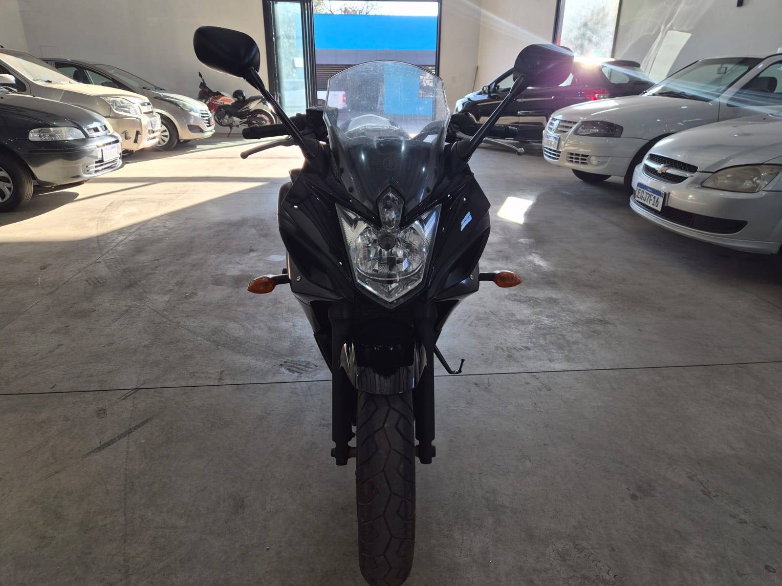 XJ6 F 600cc