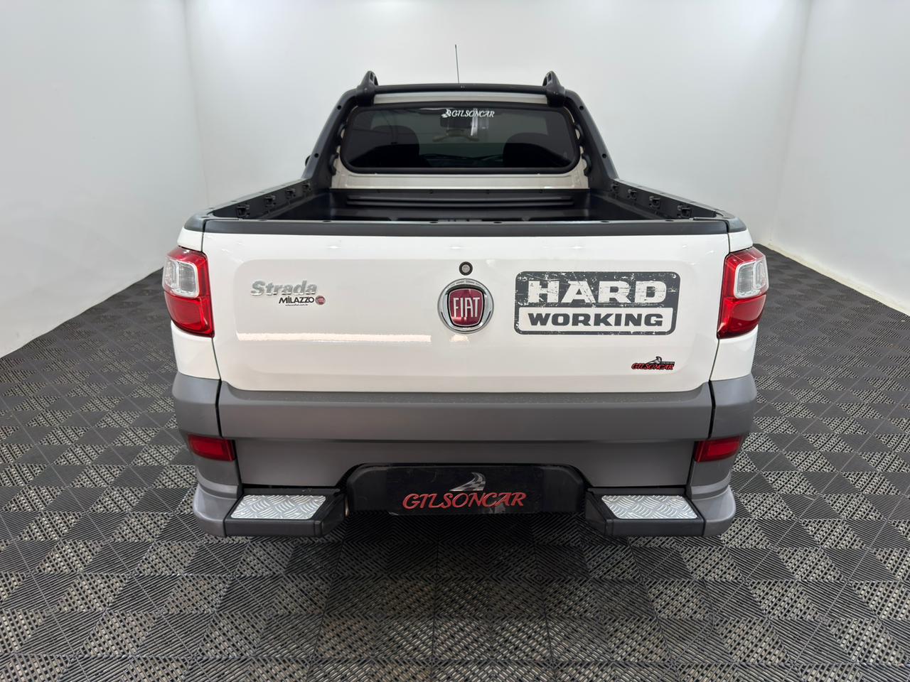 Strada Hard Working 1.4 Cabine Simples