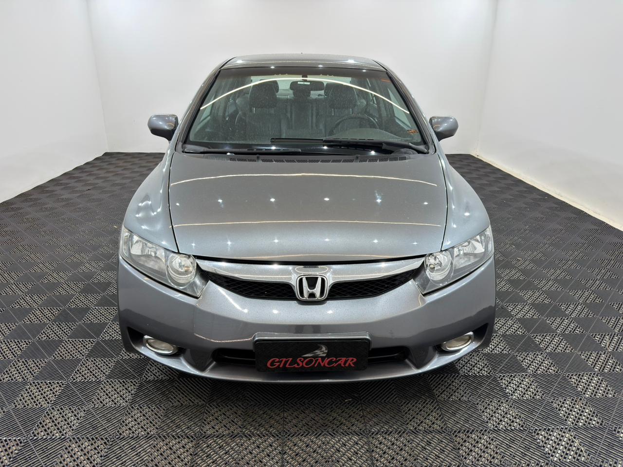 Civic LXS 1.8 Automático