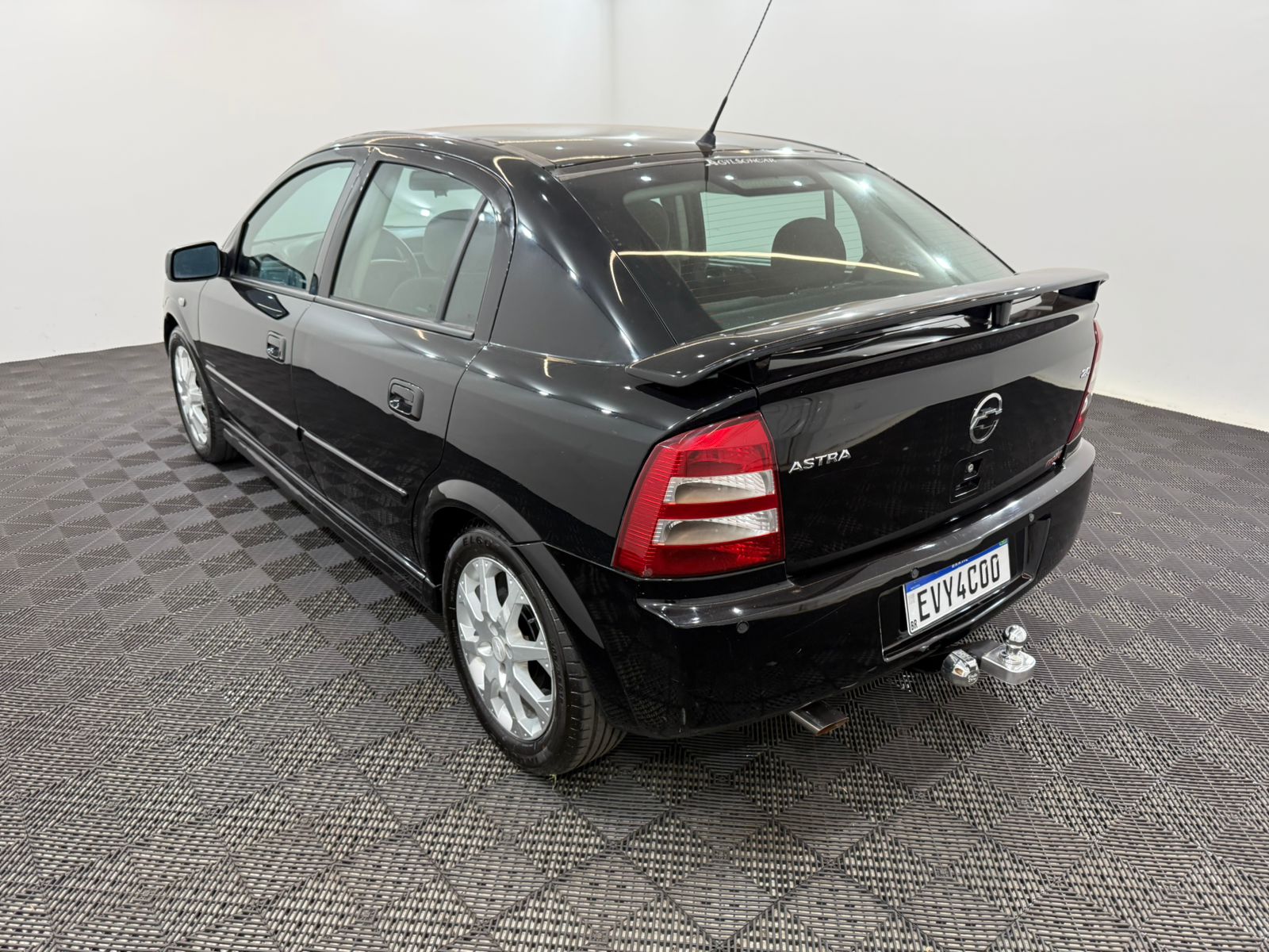 Astra Hatch Advantage 2.0