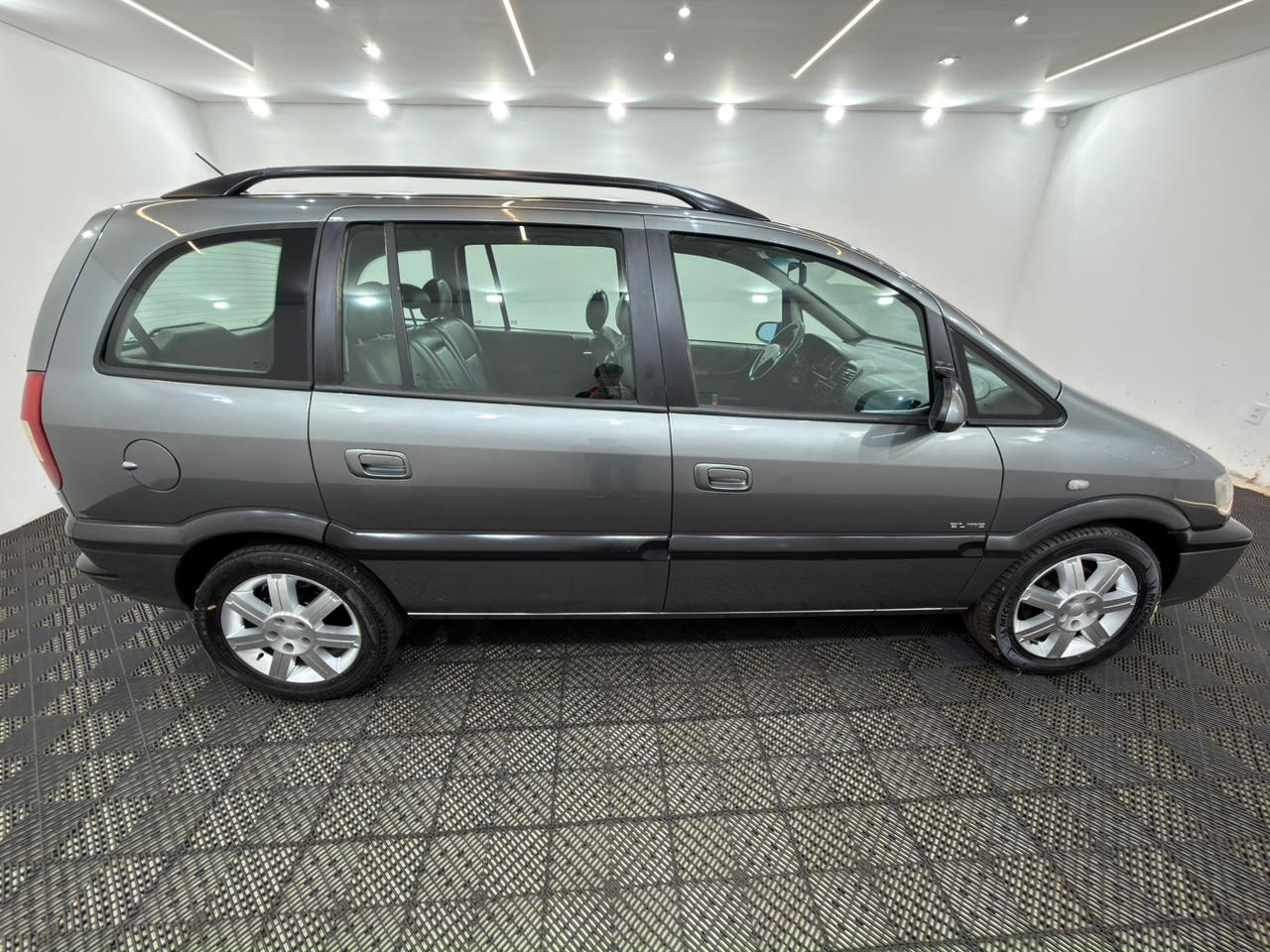 Zafira Elite 2.0 Automática 7L