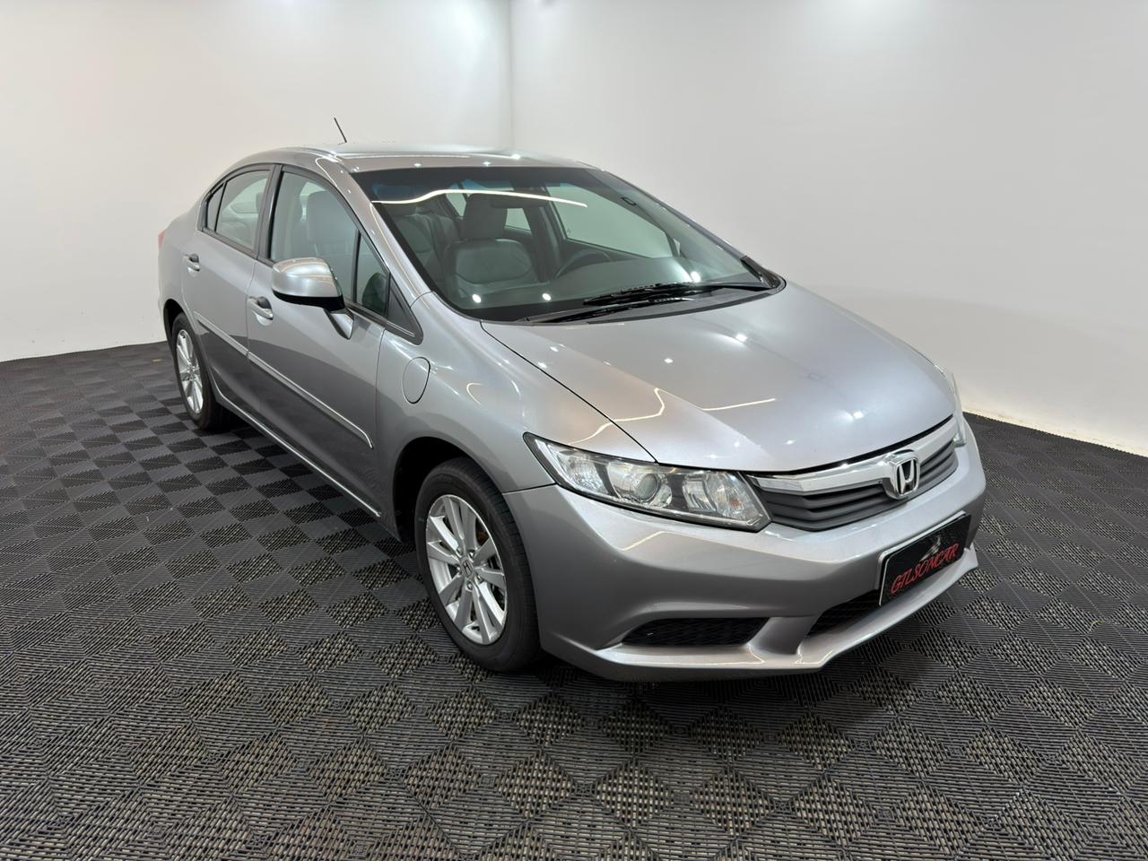 Civic Lxs 1.8 Automático