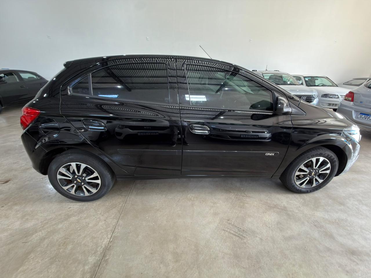 Onix LTZ 1.4 Automático