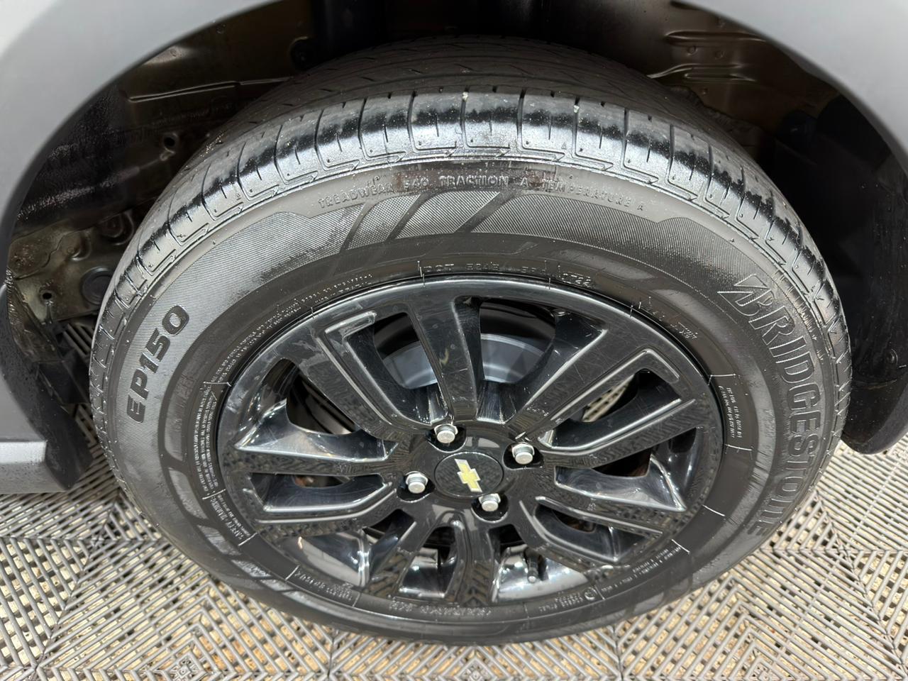 Onix Activ 1.4 Automático