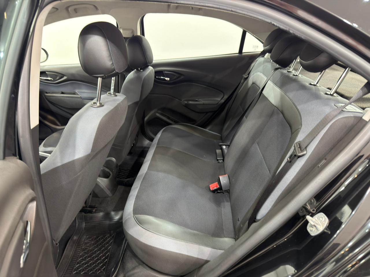 Onix Activ 1.4 Automático