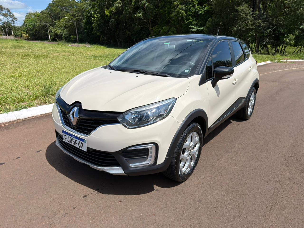 Captur Life 1.6 Automática