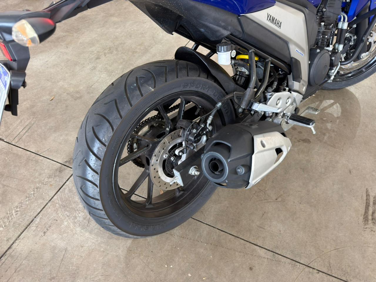 FZ25 Fazer 250