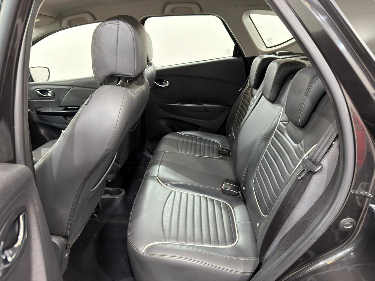 Captur Intense 2.0 Automática CVT