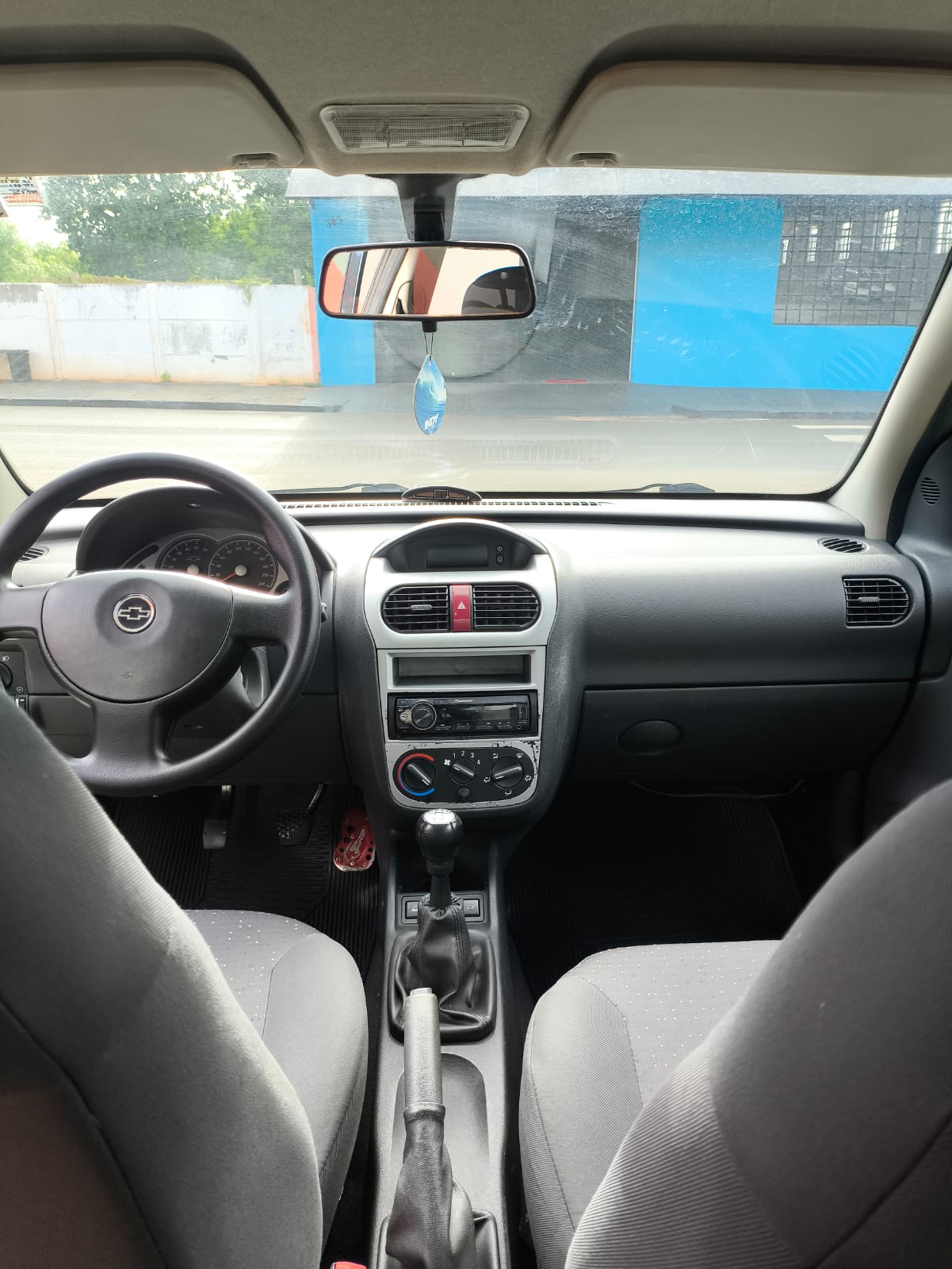 Corsa Sedan Premium 1.4