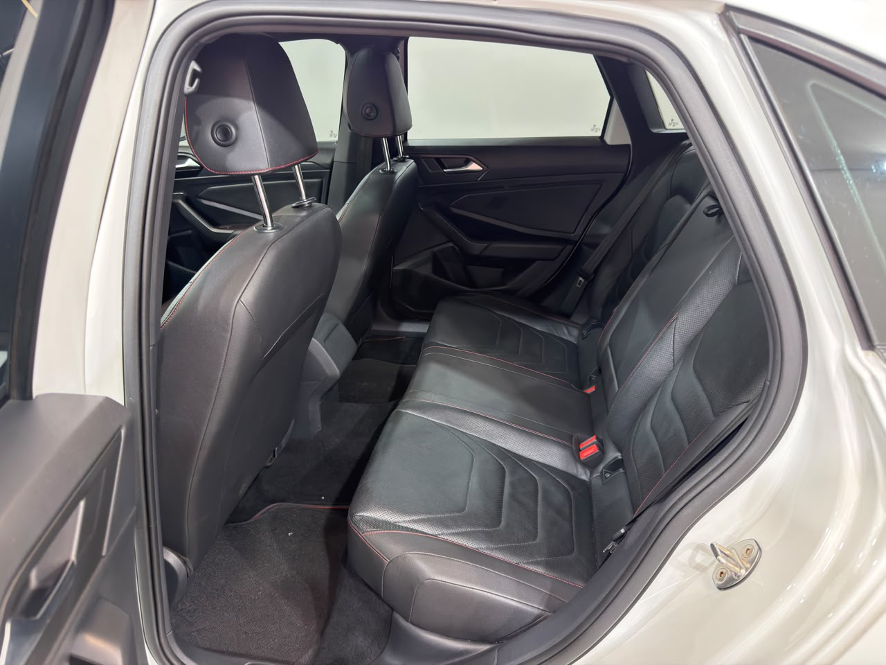 Jetta GLI 2.0 Turbo Automático
