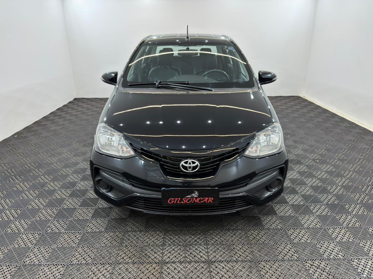 Etios Sedan X Plus 1.5 Automático