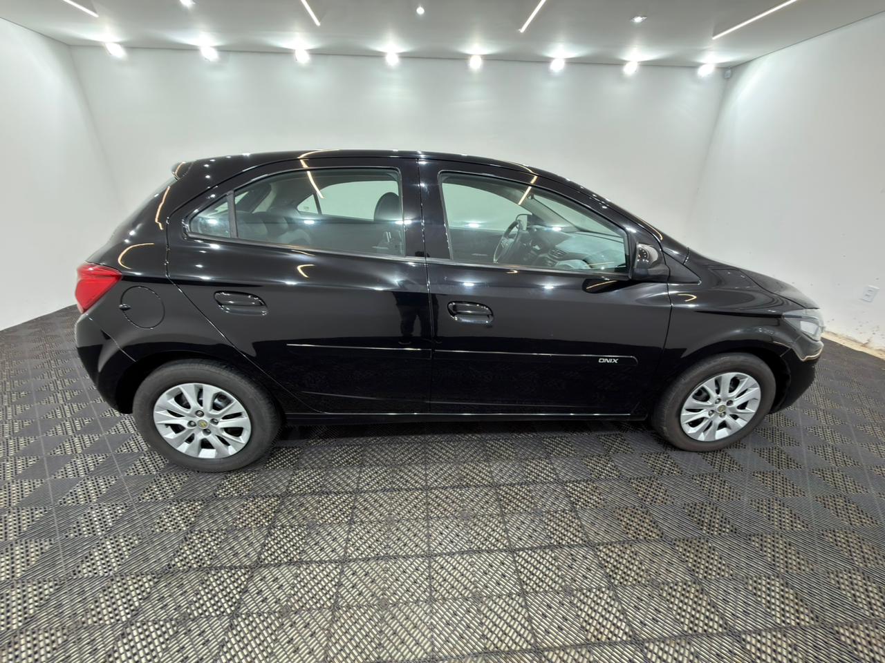 Onix Joy Black Edition 1.0