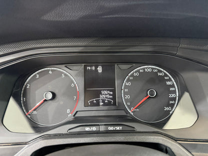 Polo Hatch Track 1.0