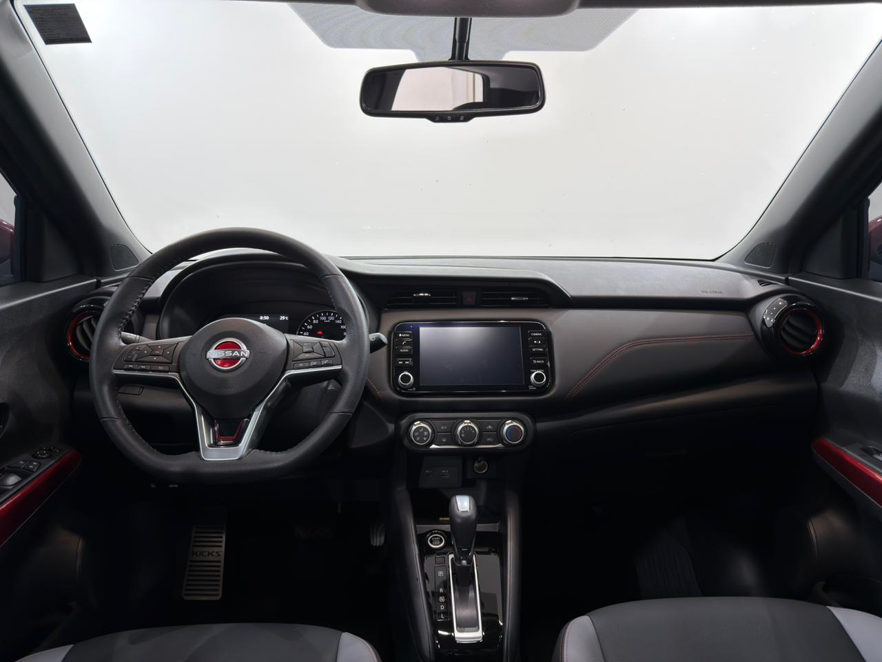 Kicks Xplay 1.6 Automático CVT