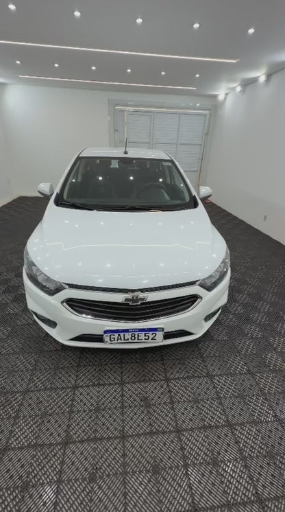 Onix LT 1.4 Automático