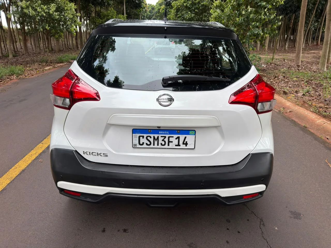 Nissan Kicks S Direct
