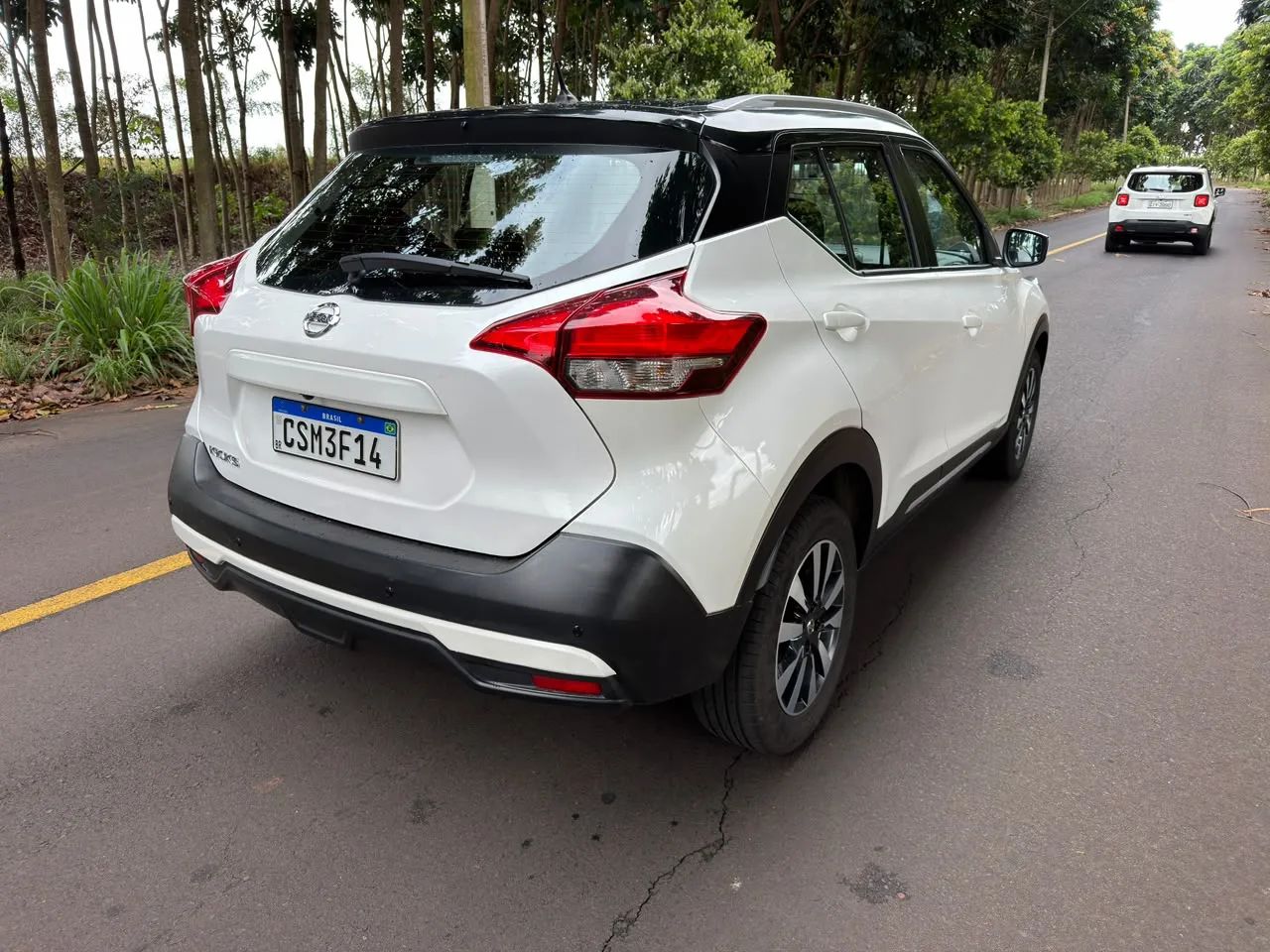 Nissan Kicks S Direct