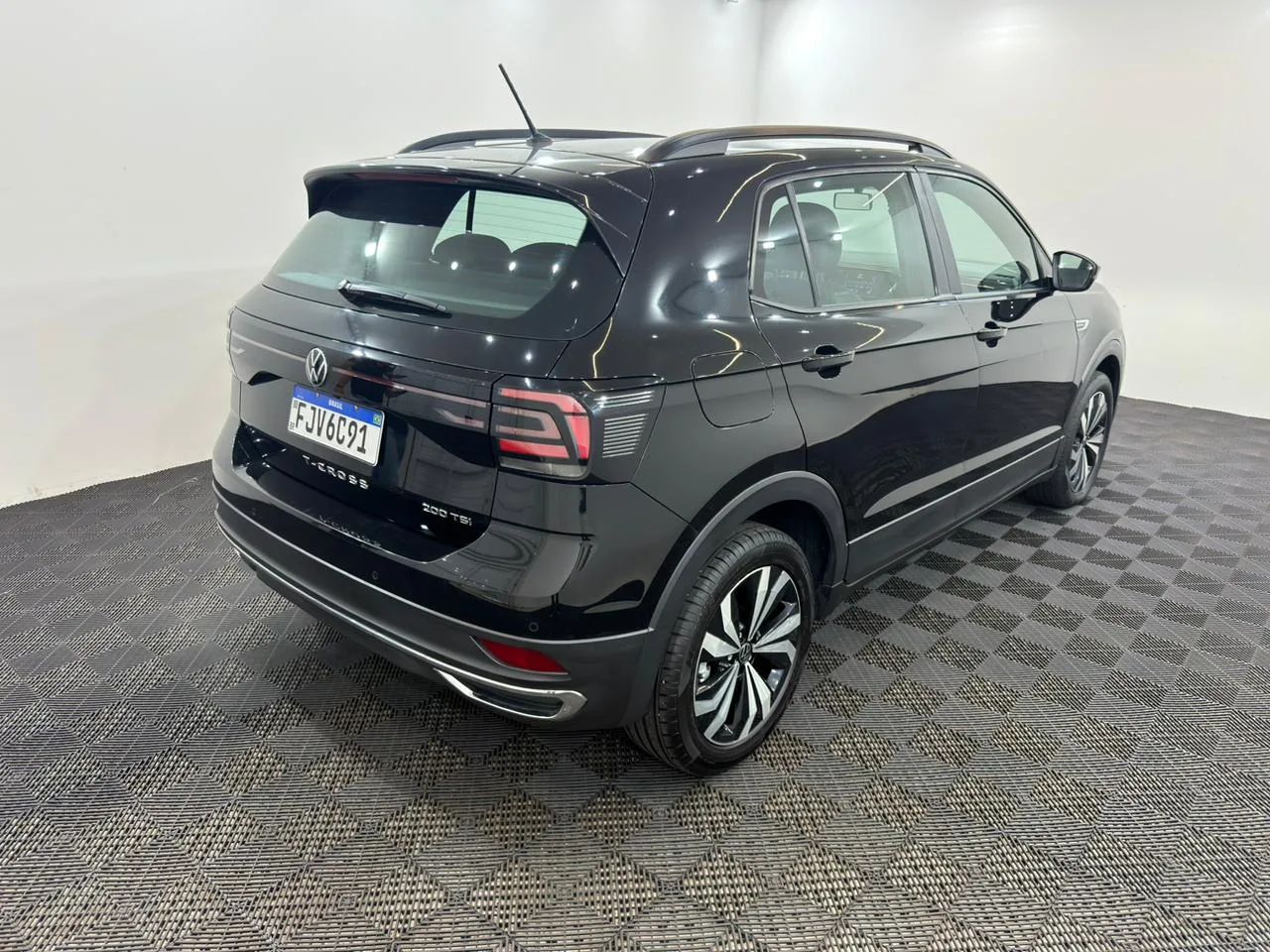 T-Cross Comfortline 1.0 Turbo Automático