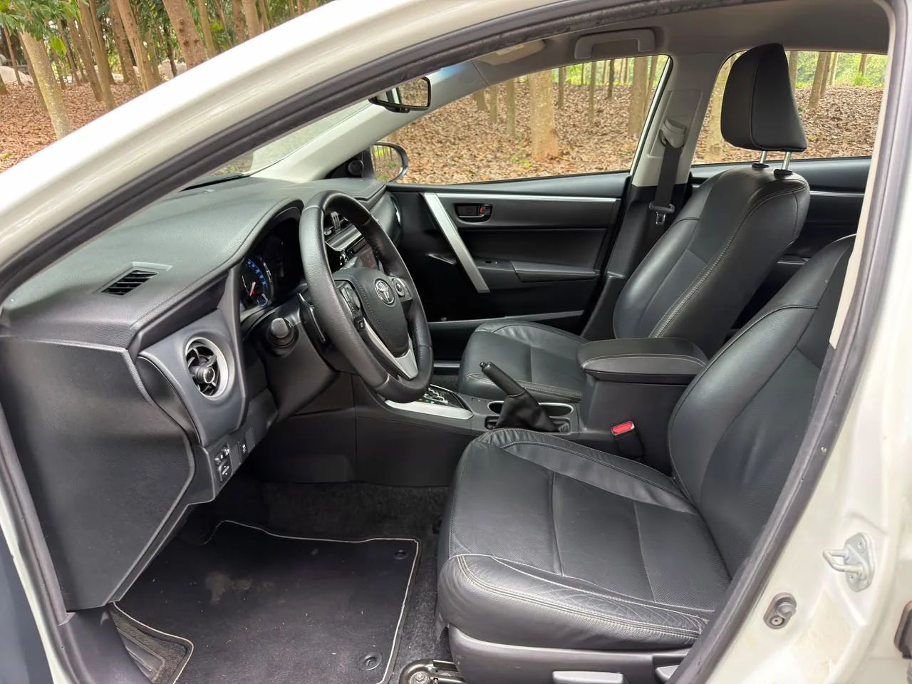 Toyota Corolla XEI