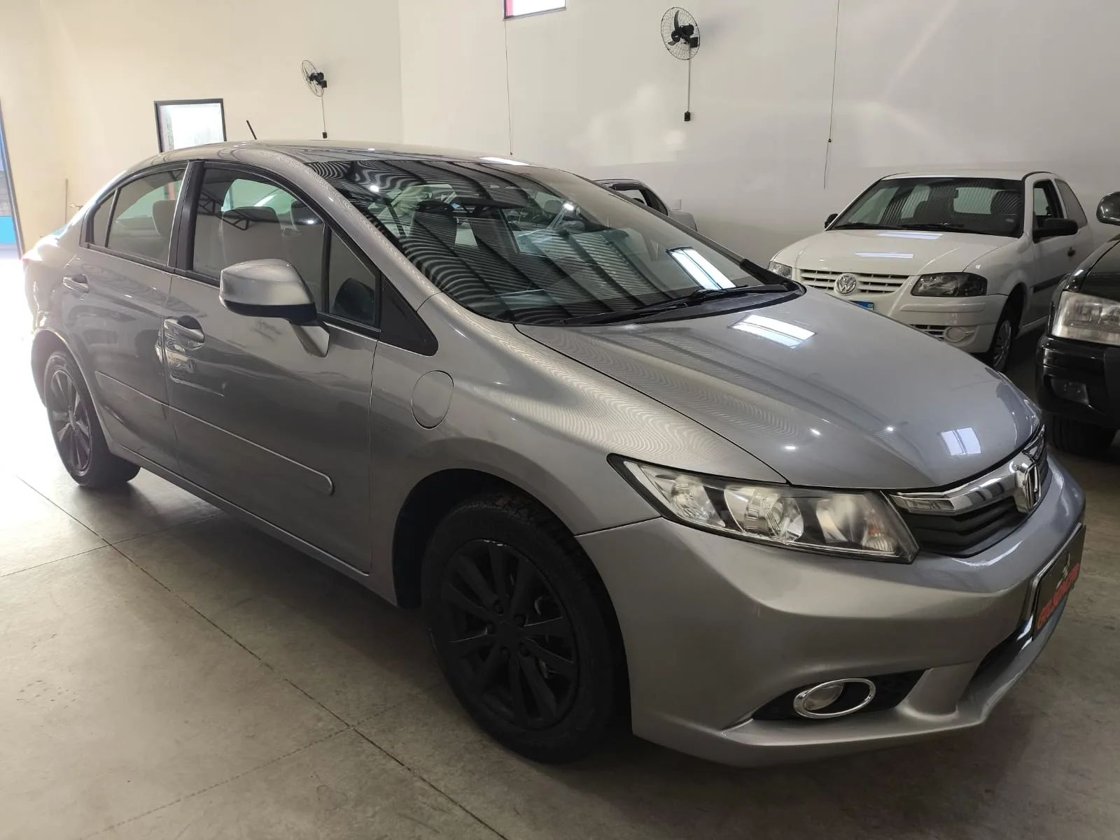Civic LXS 1.8 Automático