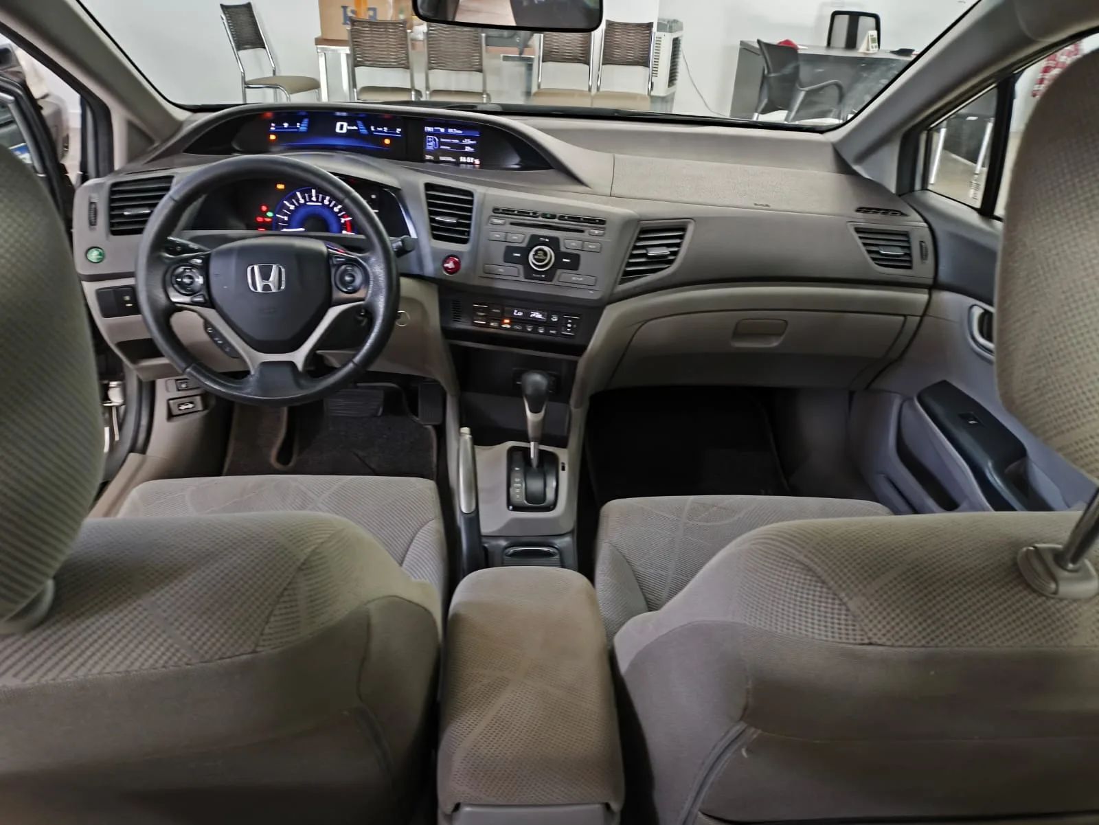 Civic LXS 1.8 Automático